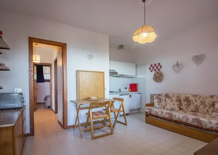 Guesthost - Coralli Near The Apartman *